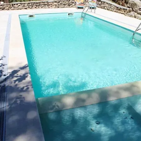 Charming In - 25m² With Pool アパート