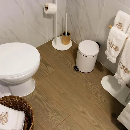 Charming In - 25m² With Pool * Marco de Canavezes